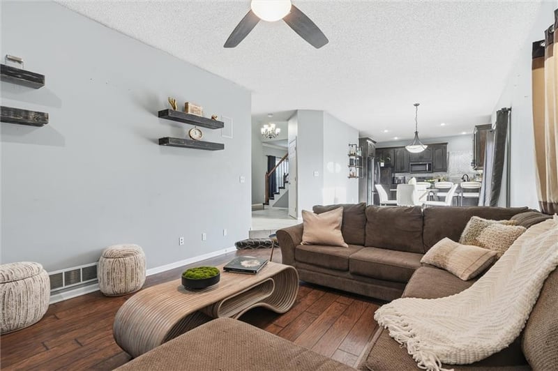 16345 Warwick St, Olathe, KS 66062