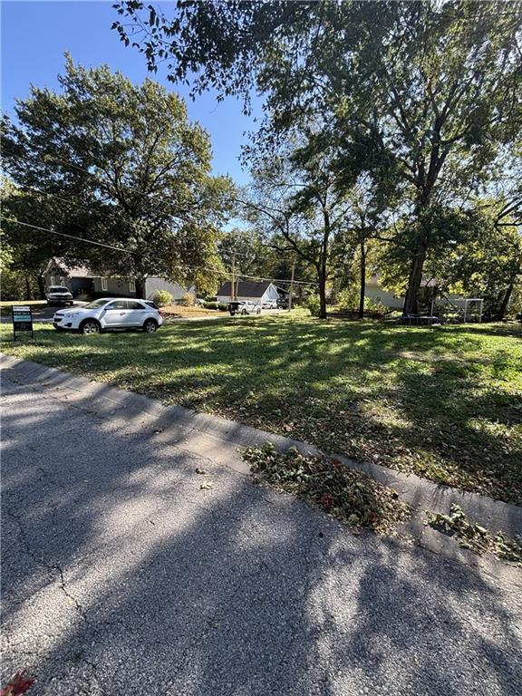 Locust St, Pleasant Hill, MO 64080