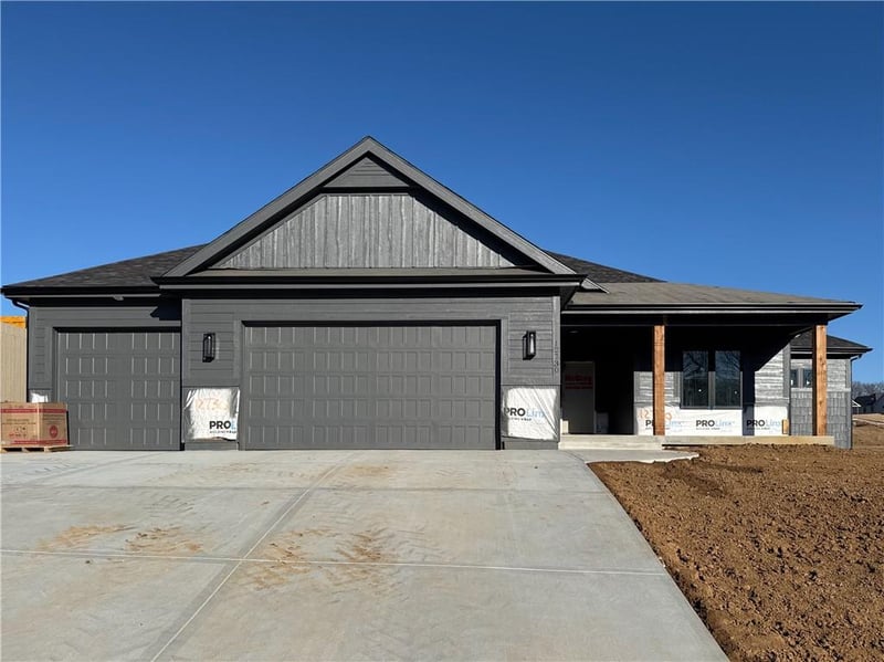 12730 Larkspur Ln, Platte City, MO 64079