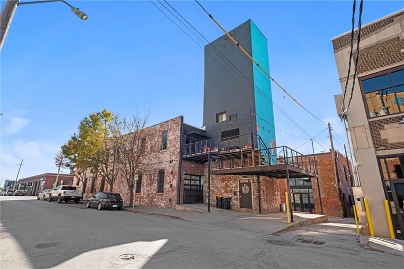 1600 Locust St, Kansas City, MO 64108