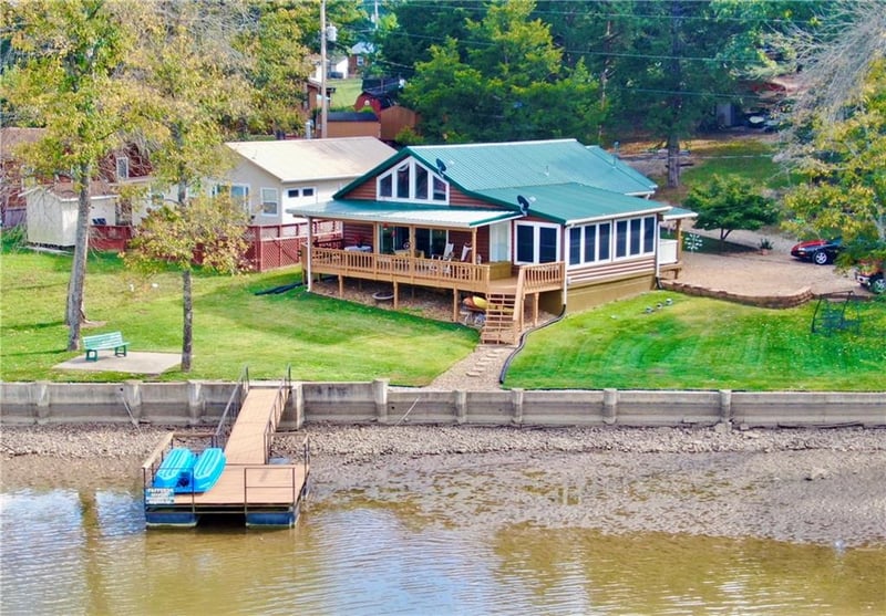 25433 Rustic Rd, Warsaw, MO 65355