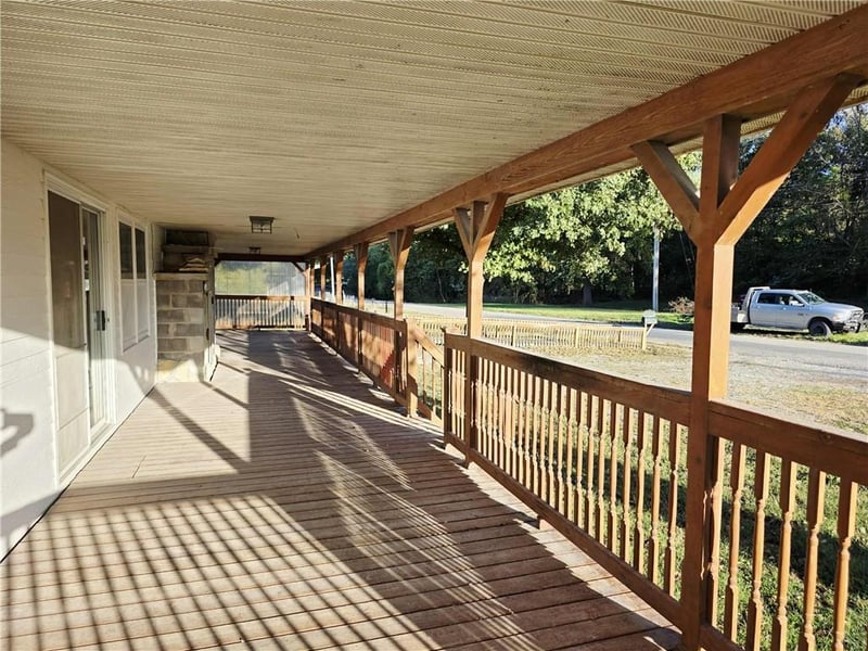 15518 850 Rd, Mound City, KS 66056