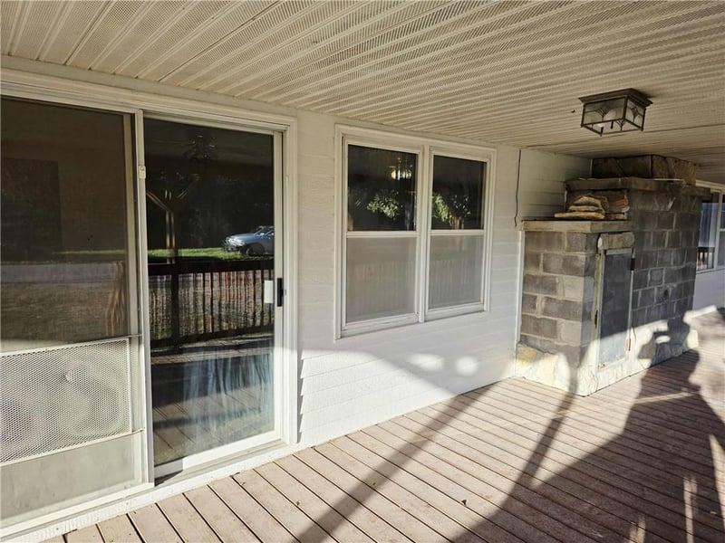 15518 850 Rd, Mound City, KS 66056