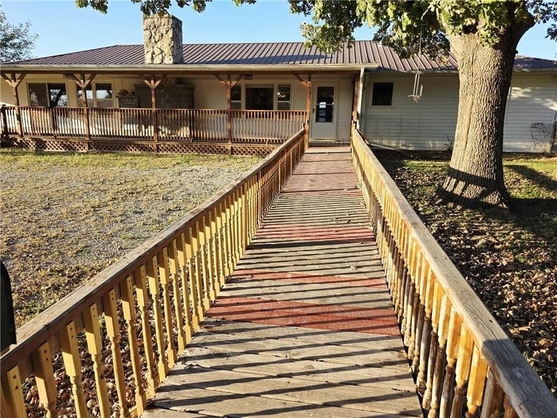 15518 850 Rd, Mound City, KS 66056
