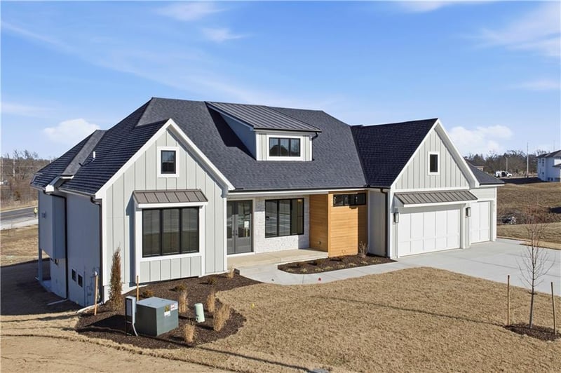 1817 Lashbrook Cir, Lee's Summit, MO 64086
