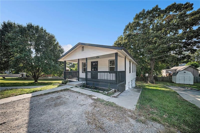 1850 Coy St, Kansas City, KS 66103