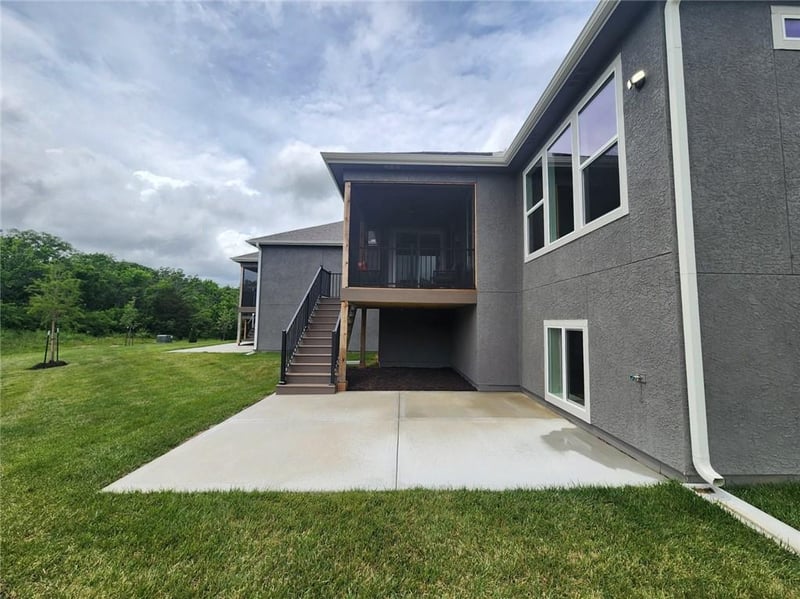 11546 S Olathe View Rd, Olathe, KS 66061