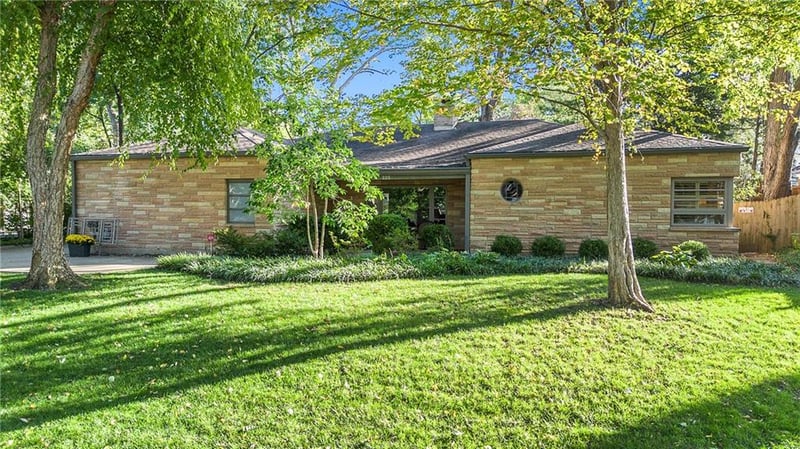 225 W 53rd Ter, Kansas City, MO 64112