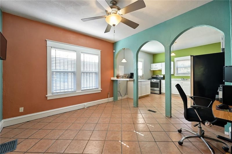 504 Wallace Ave, Kansas City, MO 64124