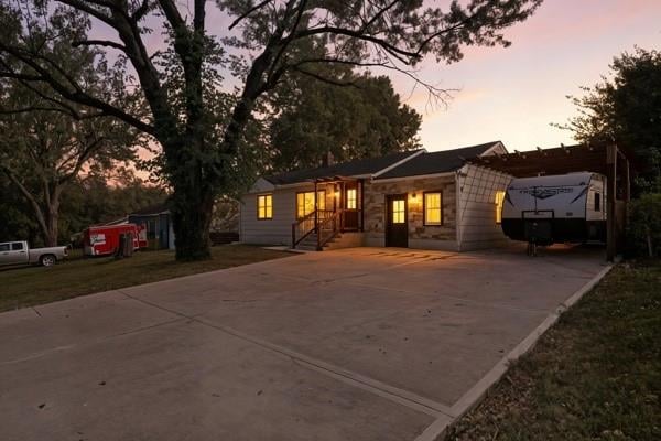 7835 Donnelly Ave, Kansas City, MO 64138