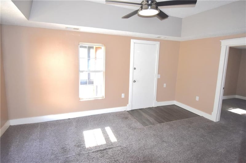 507 3 St, Belton, MO 64012
