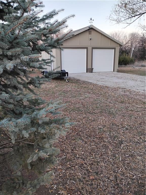 133 Linn Valley Dr, Linn Valley, KS 66040