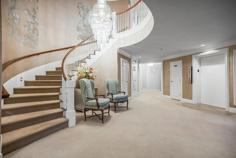 9100 Lamar Ave #107, Overland Park, KS 66207