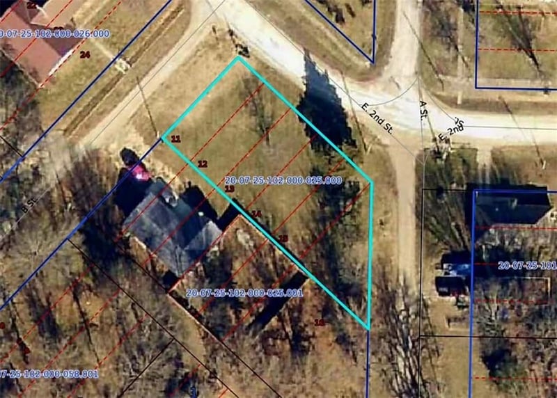 B St, Creighton, MO 64739