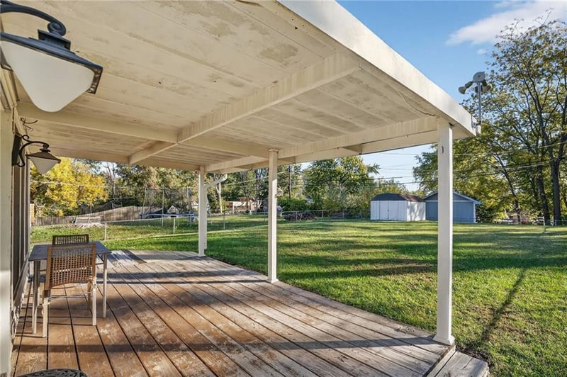 4905 Smalley Ave, Kansas City, MO 64119