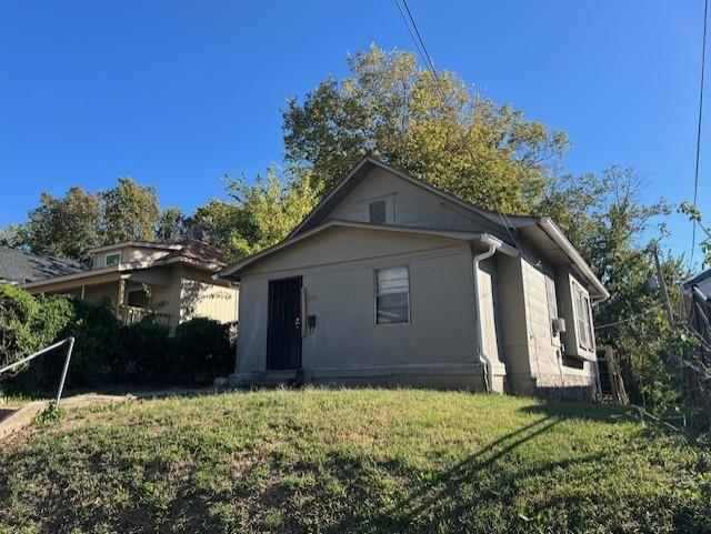 2551 Chelsea Ave, Kansas City, MO 64127