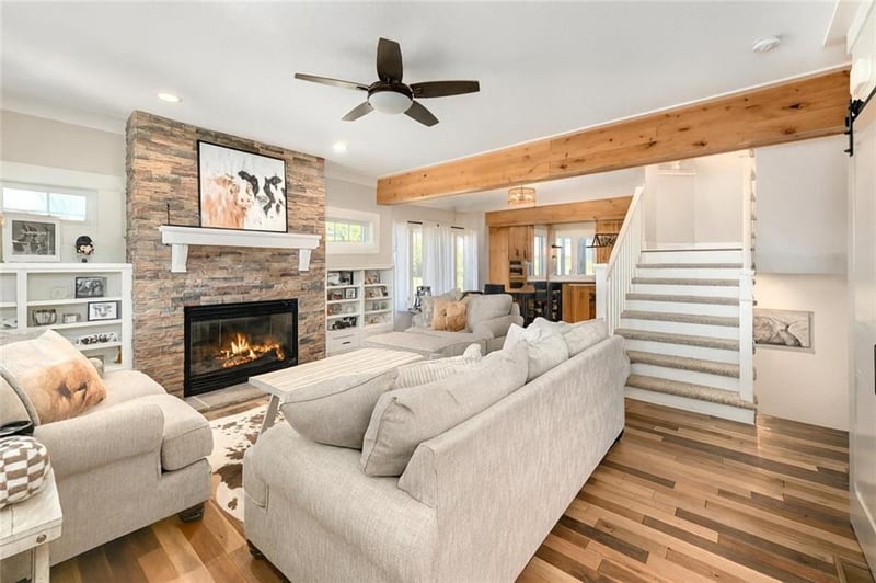 32306 E Stony Point School Rd, Grain Valley, MO 64029