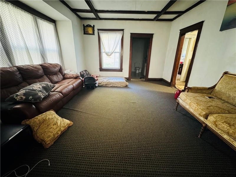 3706 Saint John Ave, Kansas City, MO 64123