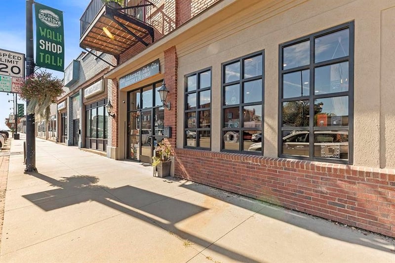 915-917 Broadway St, Pittsburg, KS 66762