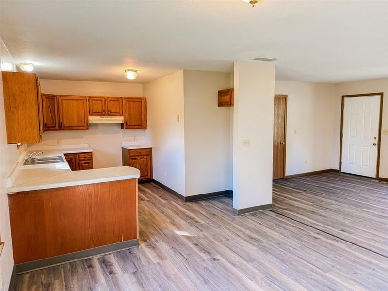 409 S May St, Cherryvale, KS 67335