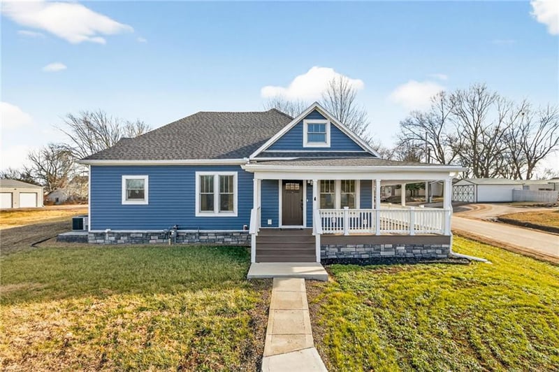 200 Main St, Oregon, MO 64473