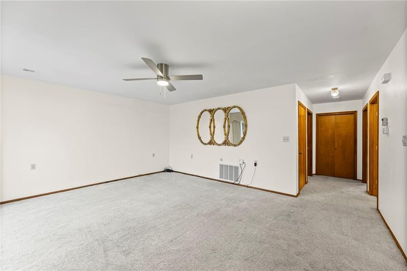 503 N Jenkins Blvd, Raymore, MO 64083
