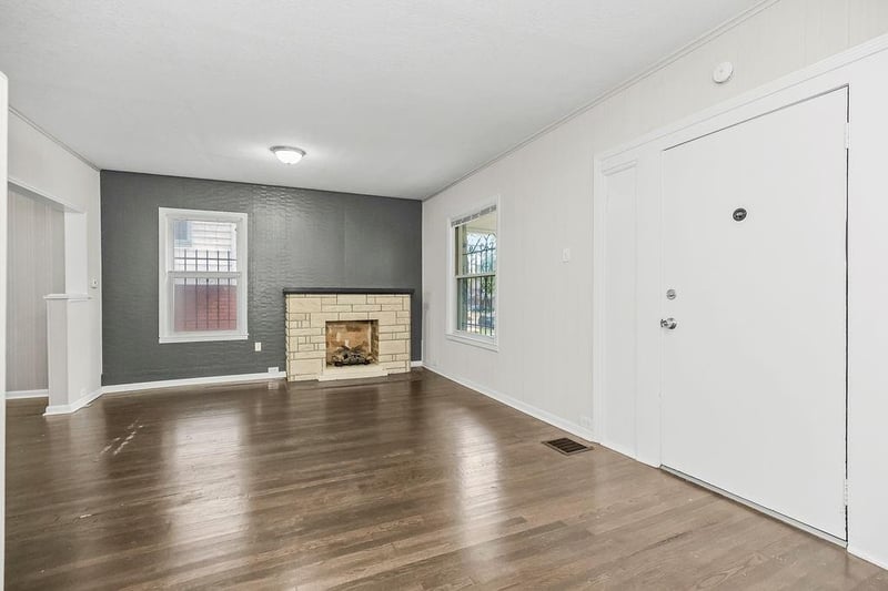 3224 28th St, Kansas City, MO 64128