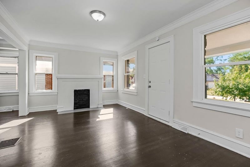 5611 Highland Ave, Kansas City, MO 64110