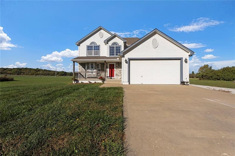 4373 Hackberry Ln, Bates City, MO 64011