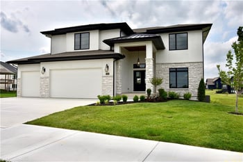 7616 N Booth Ave, Kansas City, MO 64158