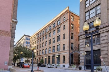 308 W 8th St #509, Kansas City, MO 64105