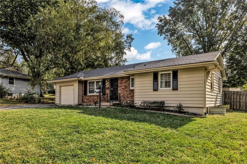 16409 31st St, Independence, MO 64055