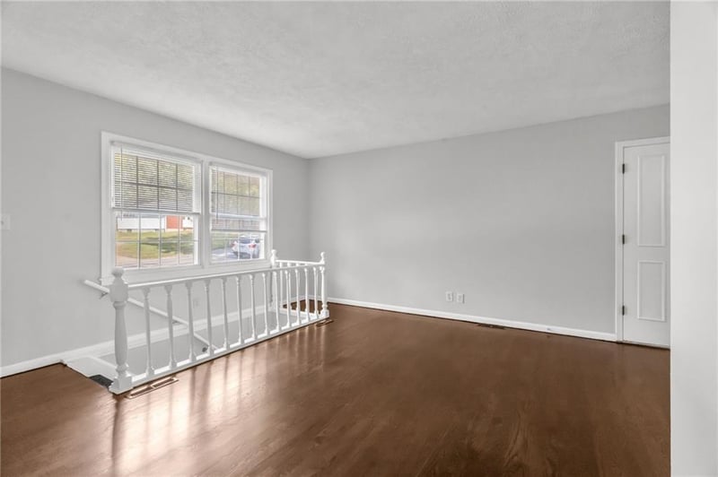 16409 31st St, Independence, MO 64055