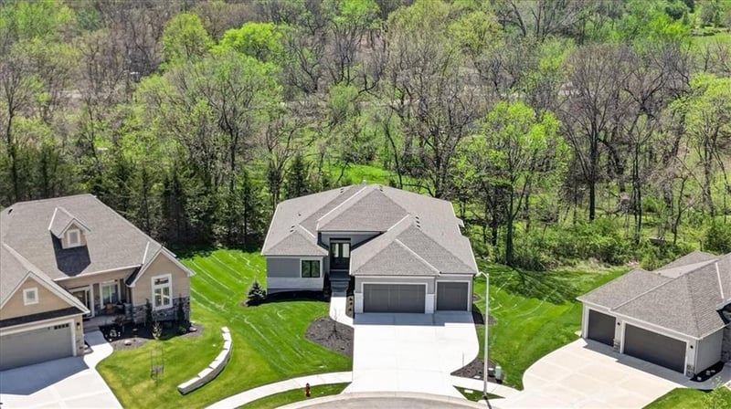7003 Polk Ave, Kansas City, MO 64151