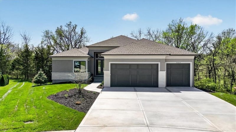 7003 Polk Ave, Kansas City, MO 64151