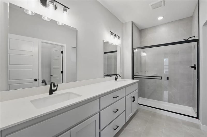 9418 111th Ter, Kansas City, MO 64157