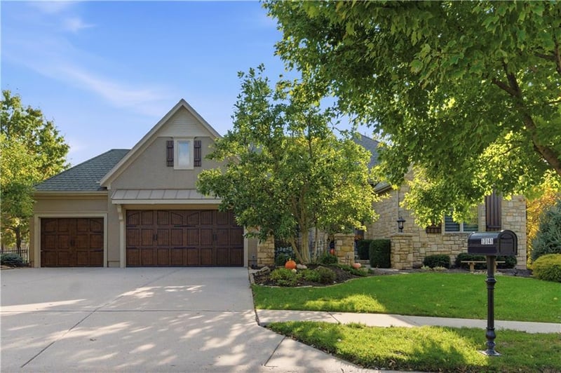 13141 Outlook St, Overland Park, KS 66209