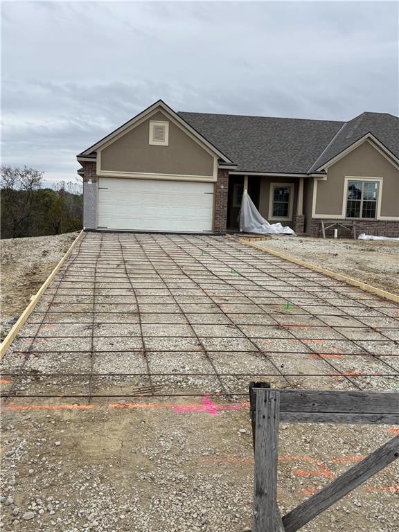 4903 Stonebridge Dr, St Joseph, MO 64505