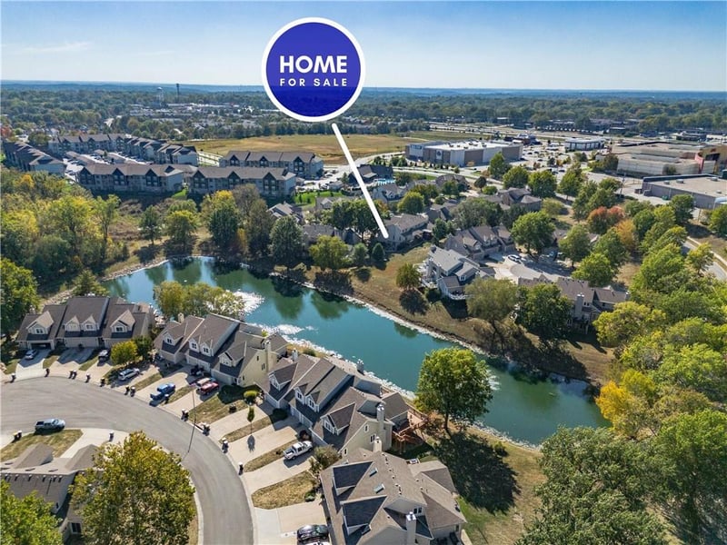 6308 82nd Ct, Kansas City, MO 64151