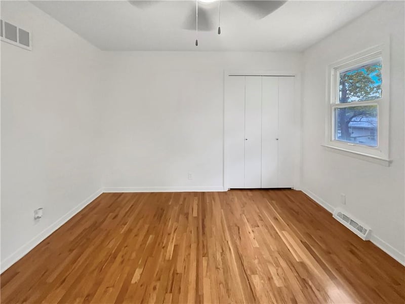 3605 57th St, Kansas City, MO 64119