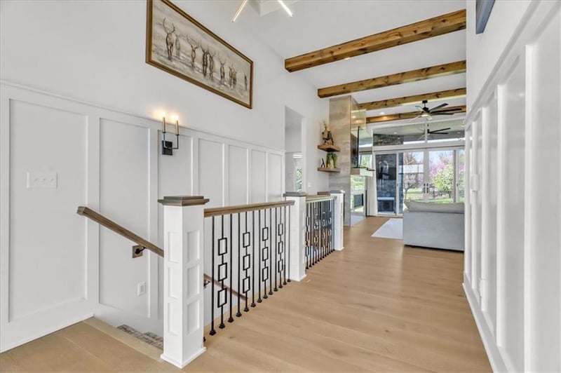 2601 Amanda Ln, Blue Springs, MO 64029