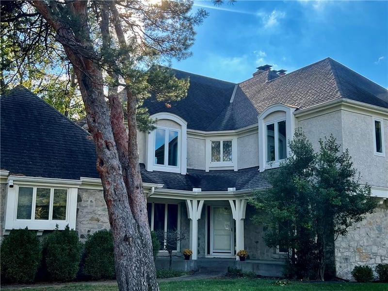 3905 W 101st Ter, Overland Park, KS 66207