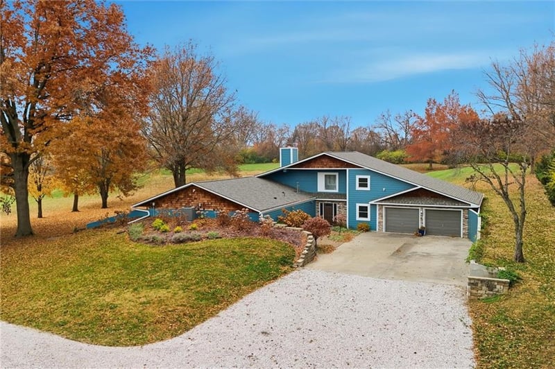 1606 Lynn Rd, Excelsior Springs, MO 64024