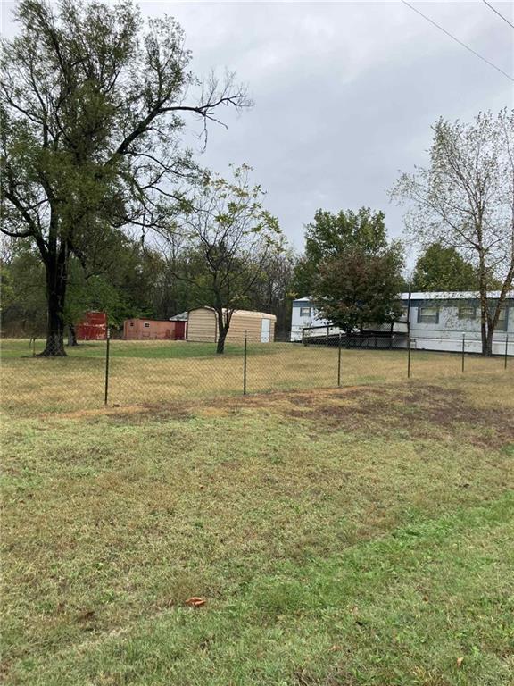 612 E Elm St, Blue Mound, KS 66010