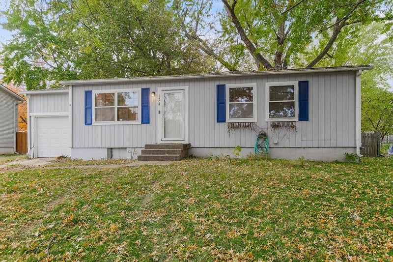 1504 Emery St, Independence, MO 64050
