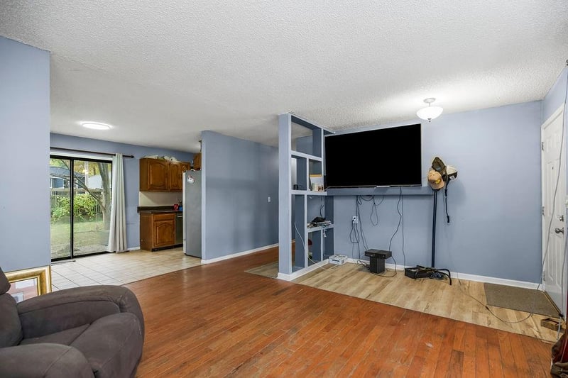 1504 Emery St, Independence, MO 64050