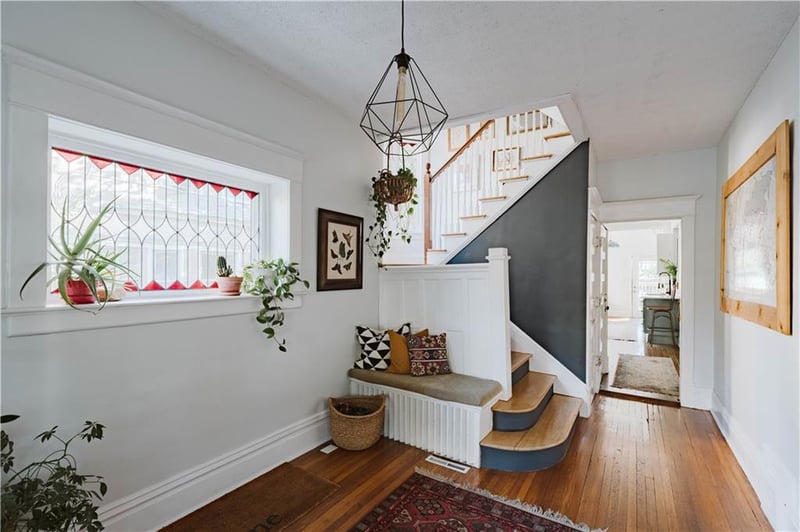 3829 Walnut St, Kansas City, MO 64111