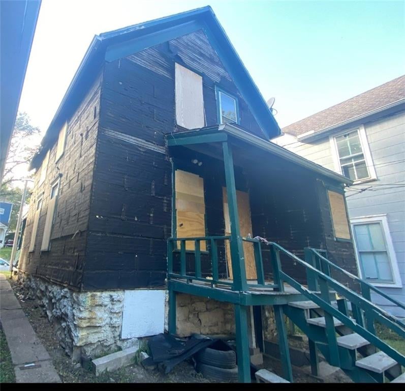 423 Hardesty Ave, Kansas City, MO 64124