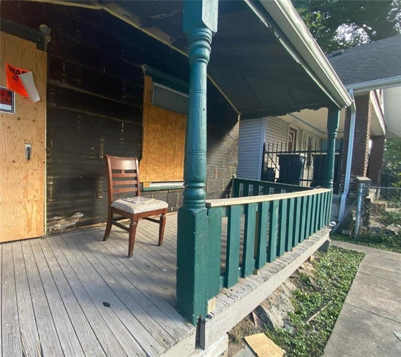 423 Hardesty Ave, Kansas City, MO 64124