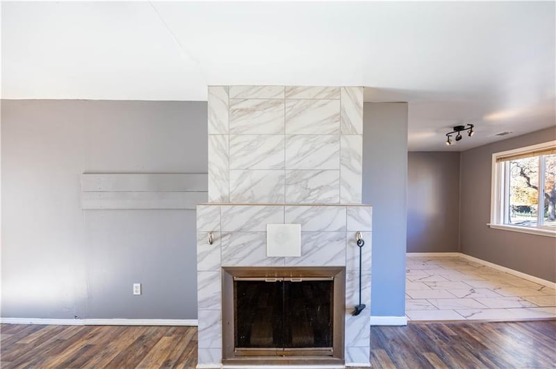 3 Glen Arbor Rd, Kansas City, MO 64114